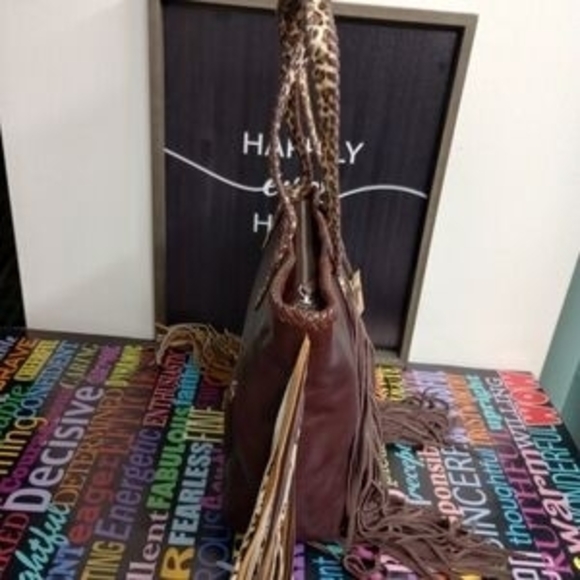 **SOLD** - Picture 4 of 8